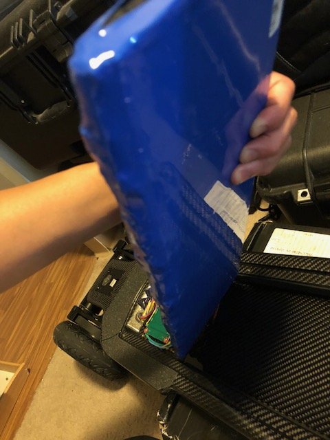 Battery no tape.jpg