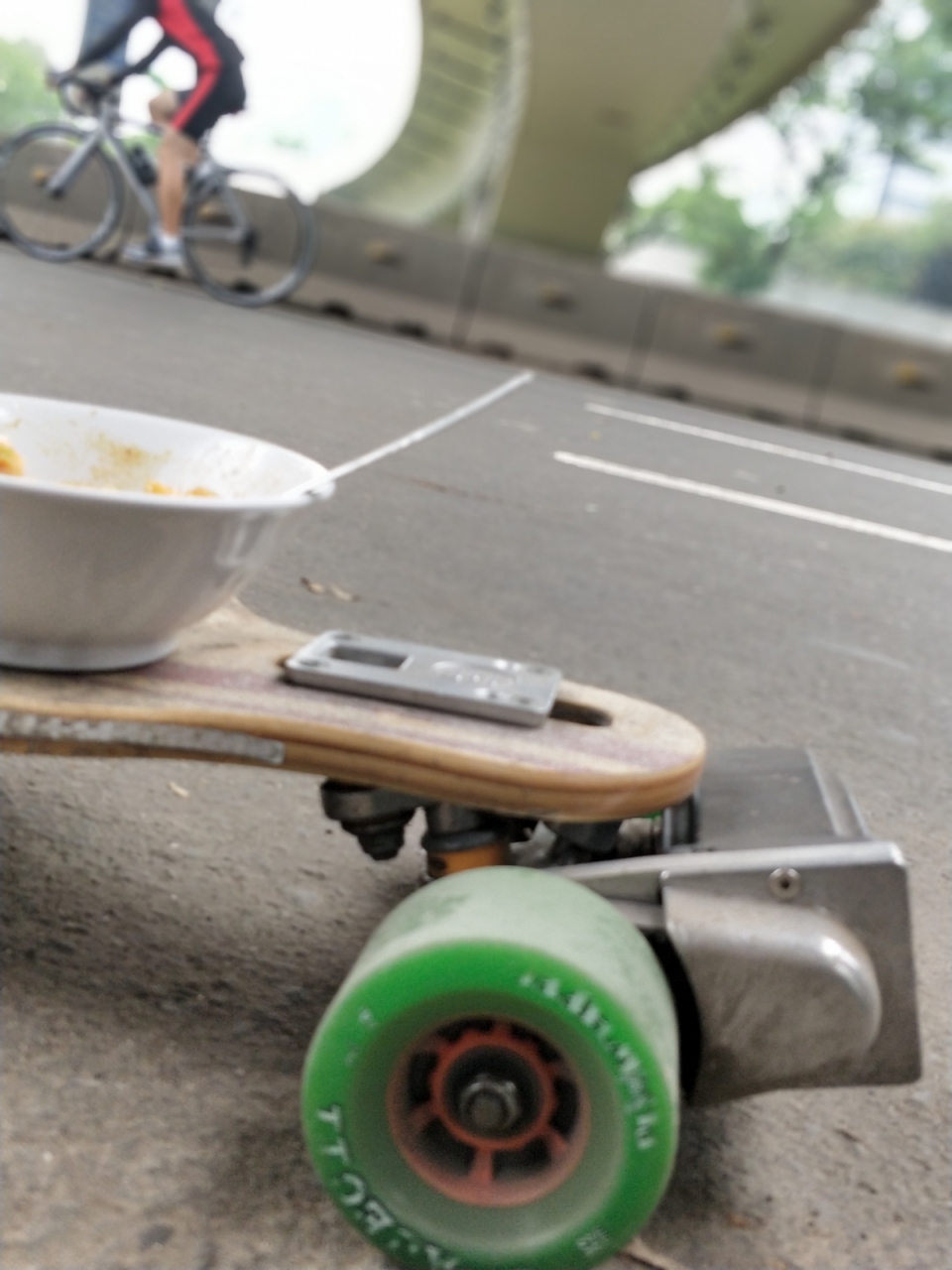 Car free day Jakarta. Every Sunday 5km of the main 3 lane road is closed for 5 hours of carving....