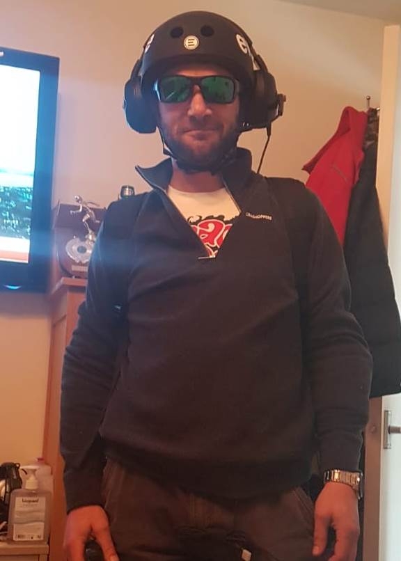With the big bass cans looking a little more Top Gun than Sk8er