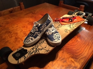 Skate Shoes and goggles